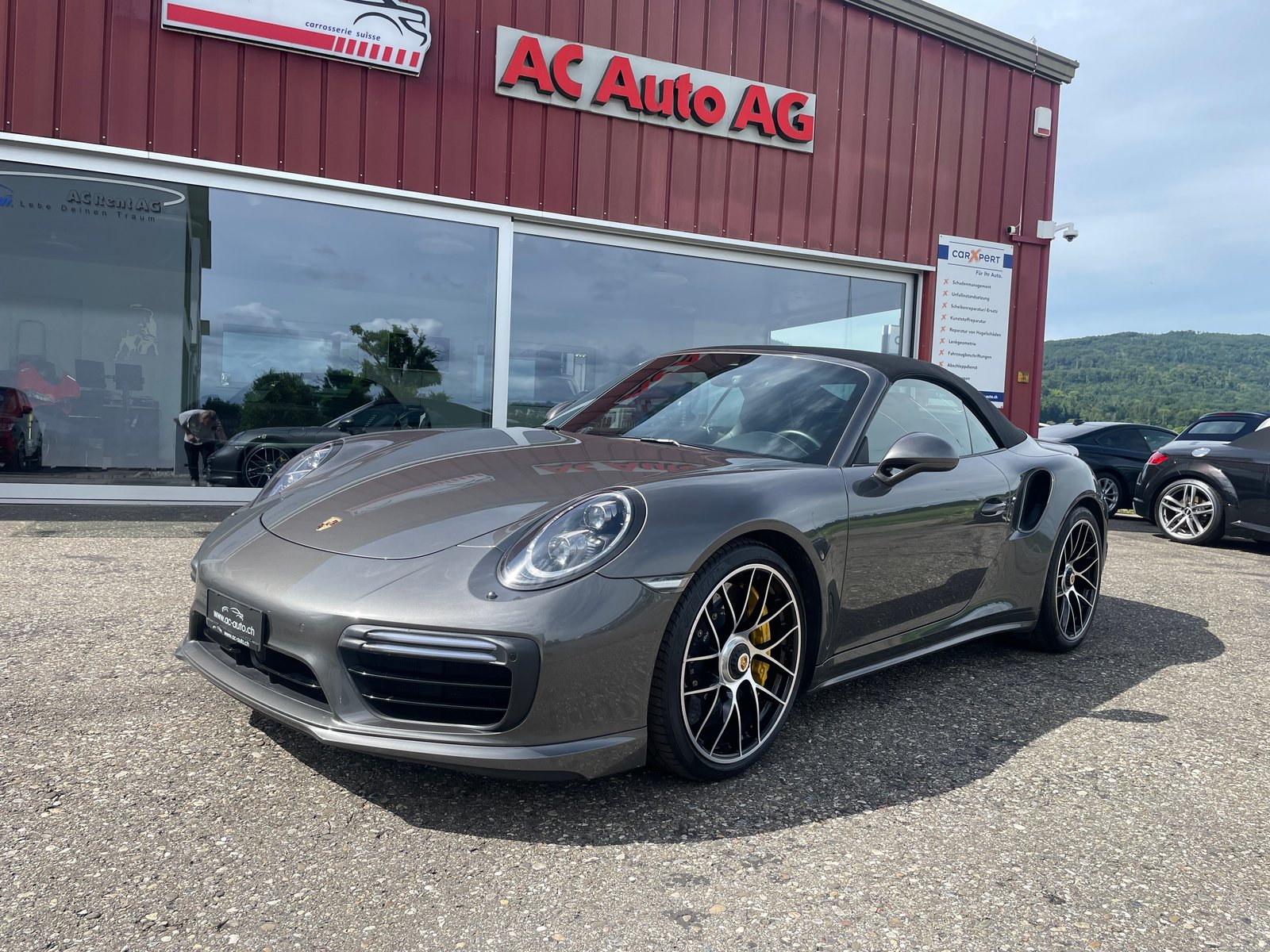 PORSCHE 911 Turbo S Cabrio PDK, Petrol, Second hand / Used, Automatic - 4