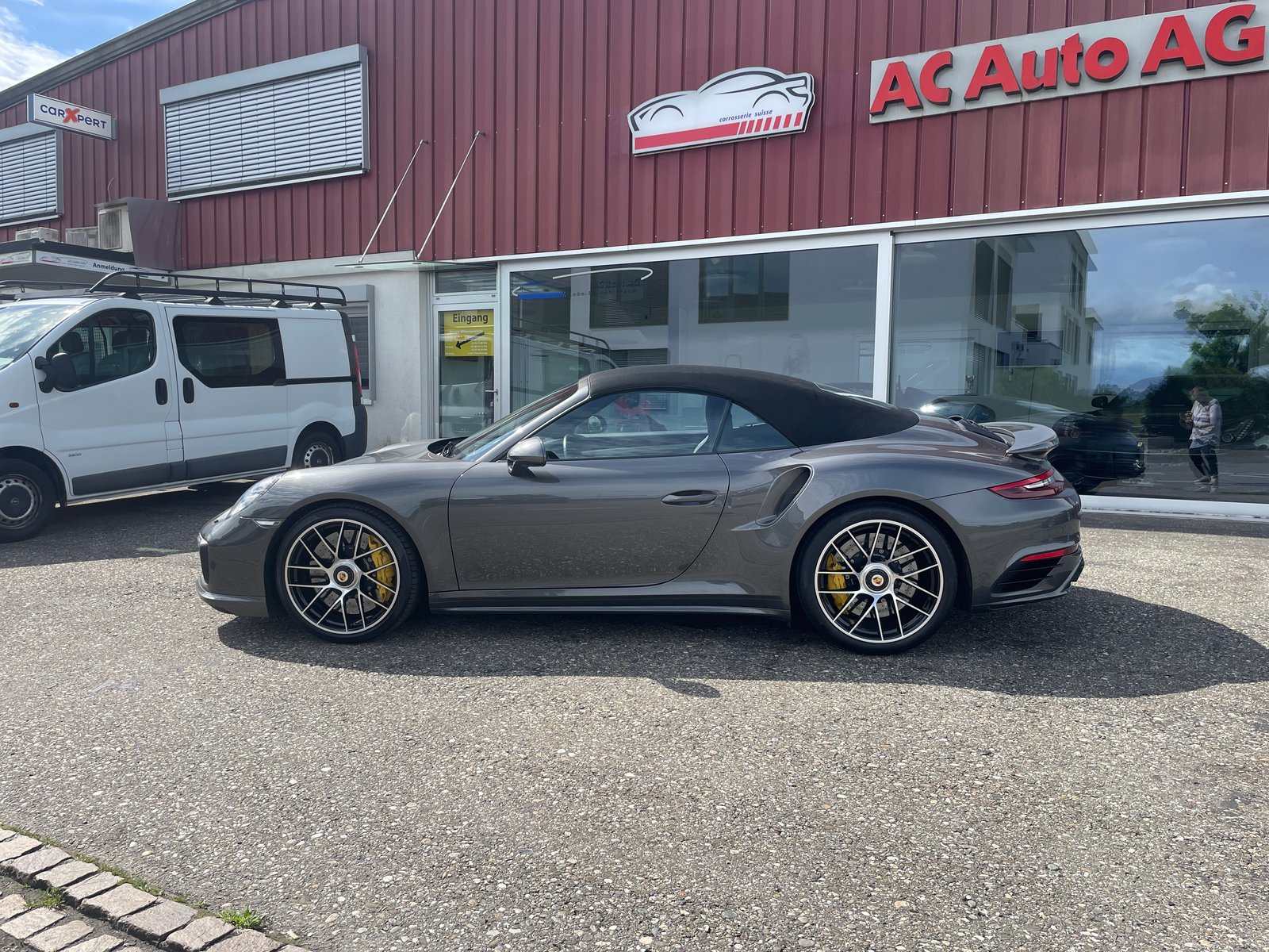PORSCHE 911 Turbo S Cabrio PDK, Petrol, Second hand / Used, Automatic - 6