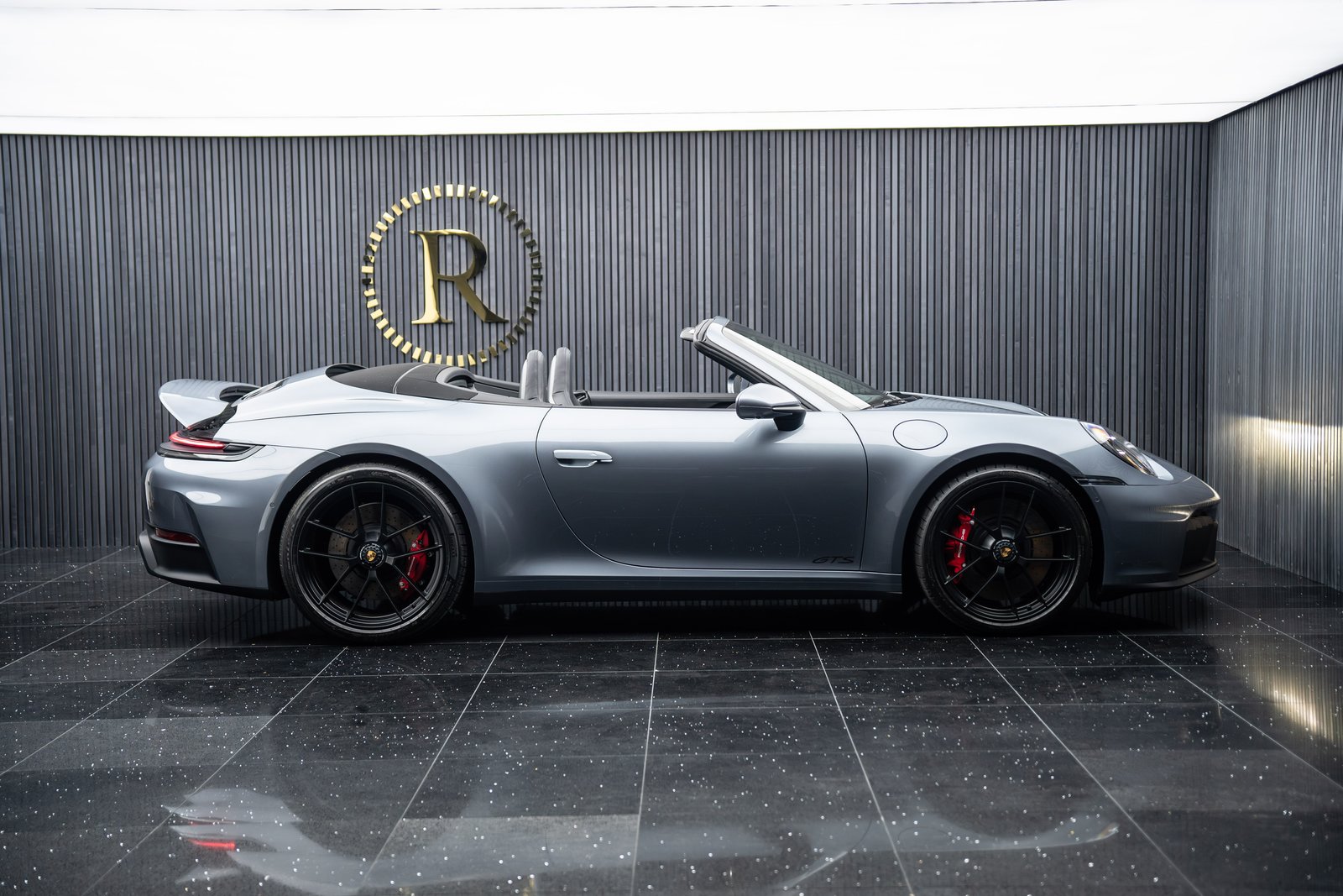 PORSCHE 911 Carrera 4 Cabriolet GTS PDK, Hybride Léger Essence/Électricité, Occasion / Utilisé, Automatique - 3