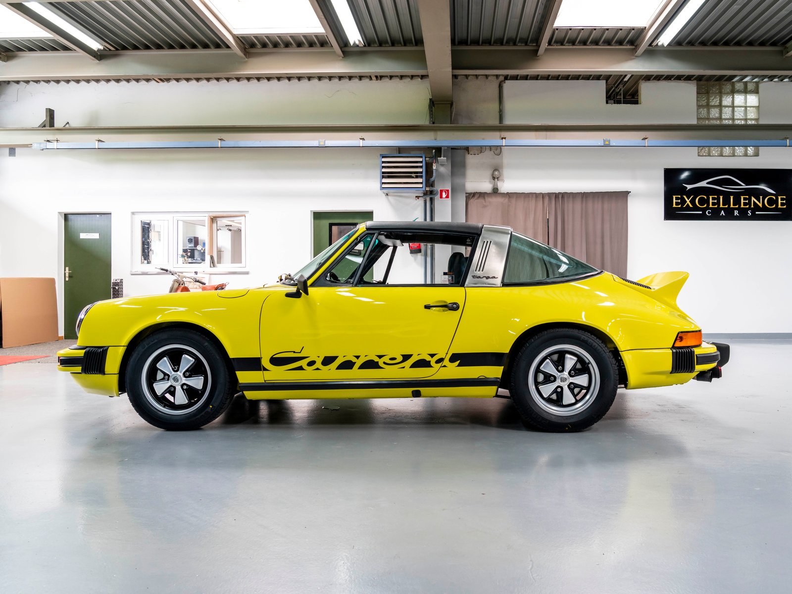 PORSCHE 911 Carrera 2.7 MFI Targa, Petrol, Second hand / Used, Manual - 4