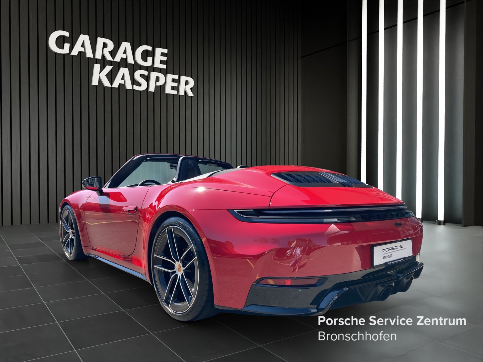 PORSCHE 911 Carrera 4 GTS Cabriolet, Mild-Hybrid Petrol/Electric, Second hand / Used, Automatic - 3