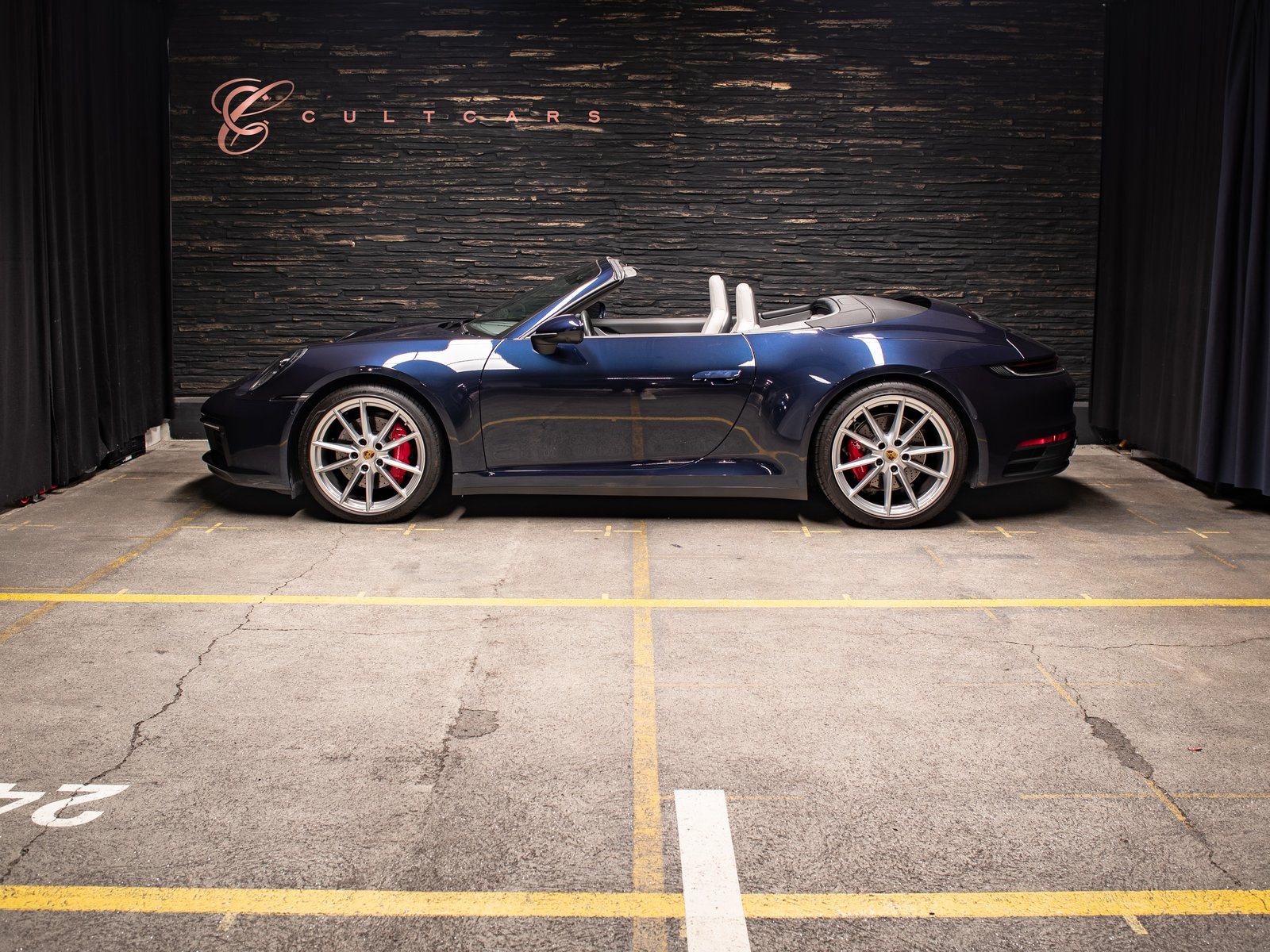 PORSCHE 911 Carrera 4S Cabriolet PDK, Benzin, Occasion / Gebraucht, Automatik - 3