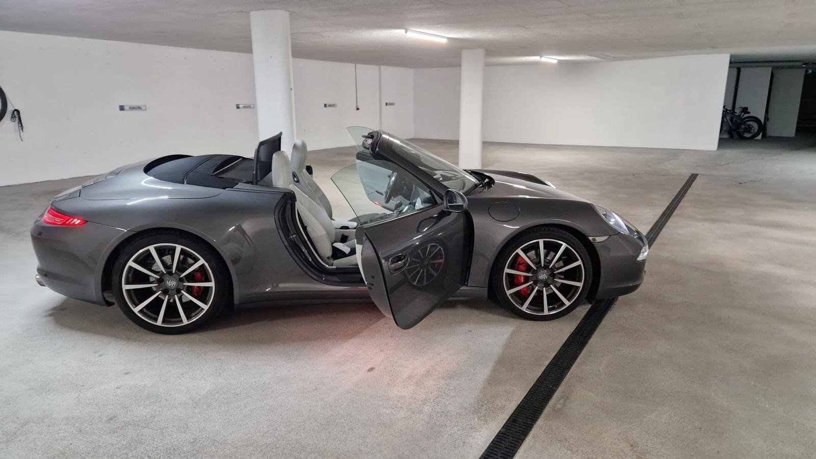 PORSCHE 911 Cabrio Carrera 4S PDK, Petrol, Second hand / Used, Automatic - 3