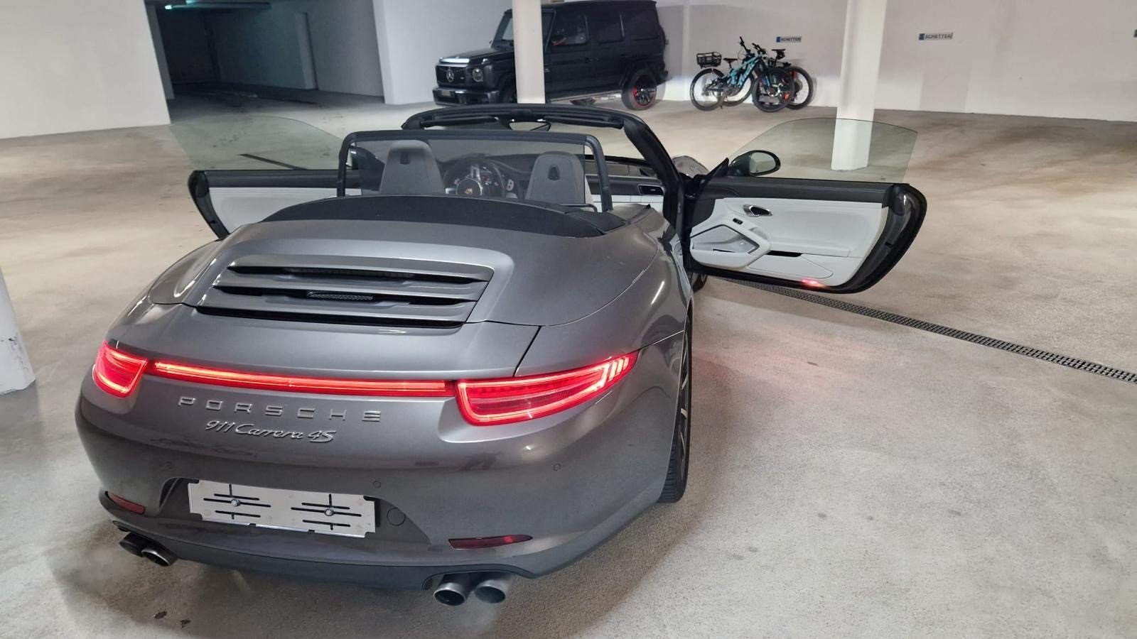 PORSCHE 911 Cabrio Carrera 4S PDK, Petrol, Second hand / Used, Automatic - 5
