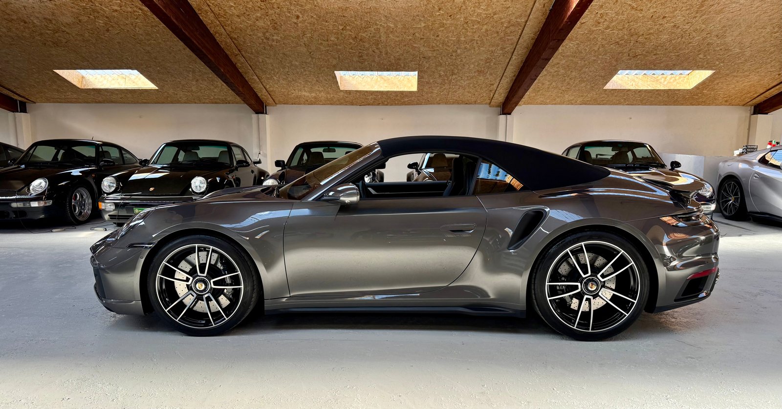 PORSCHE 911 Turbo Cabriolet PDK, Benzin, Occasion / Gebraucht, Automatik - 2