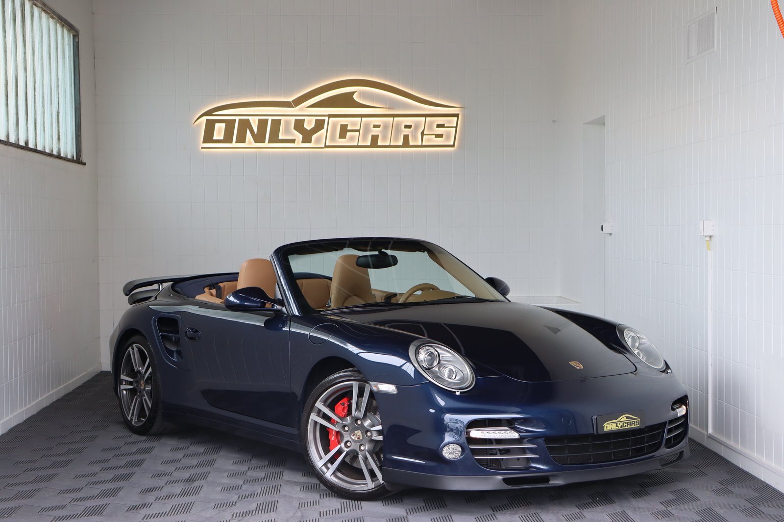 PORSCHE 911 Cabrio Turbo PDK