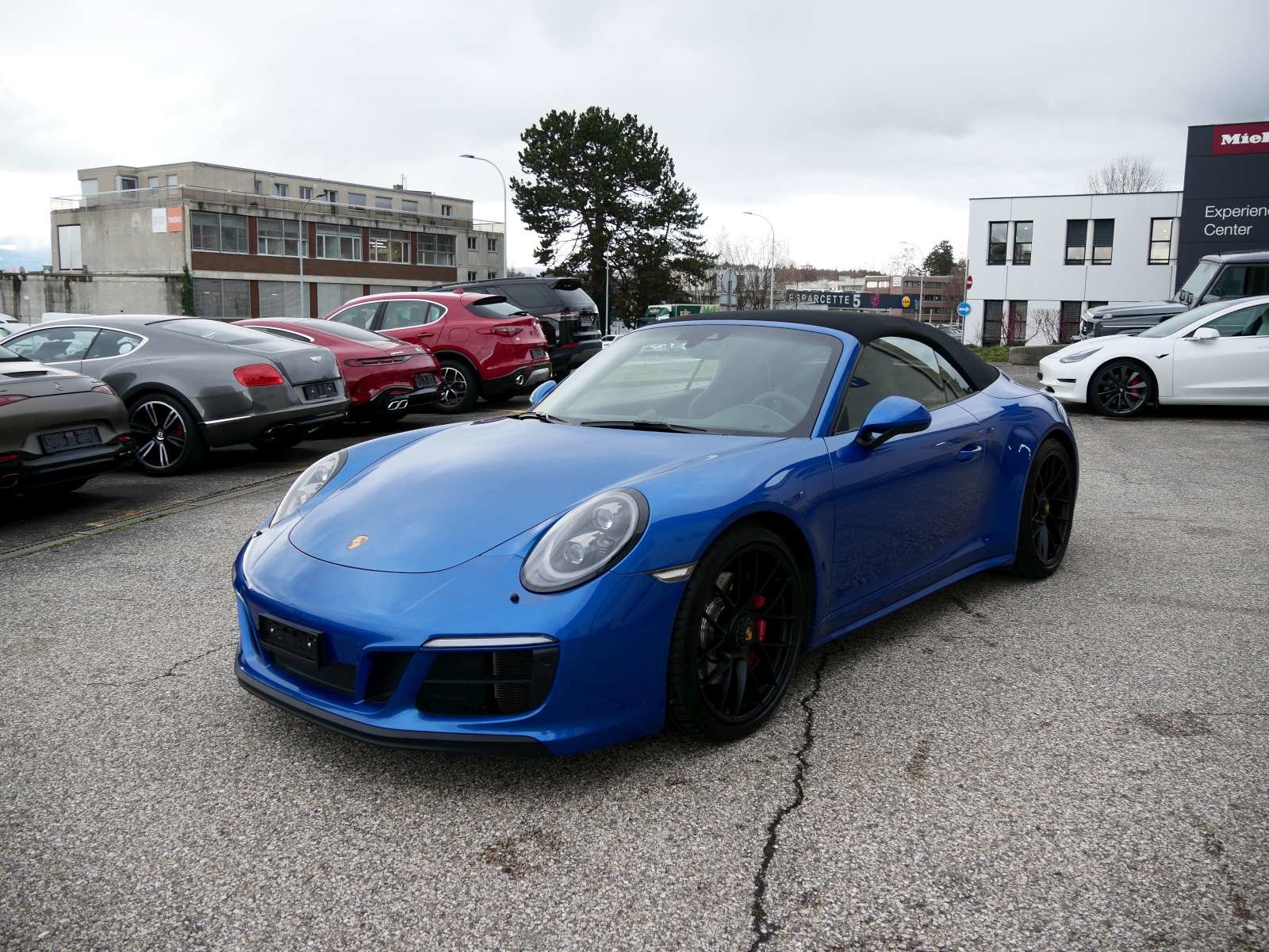 PORSCHE 911 Carrera 4 GTS Cabrio PDK, Benzin, Occasion / Gebraucht, Automatik - 6