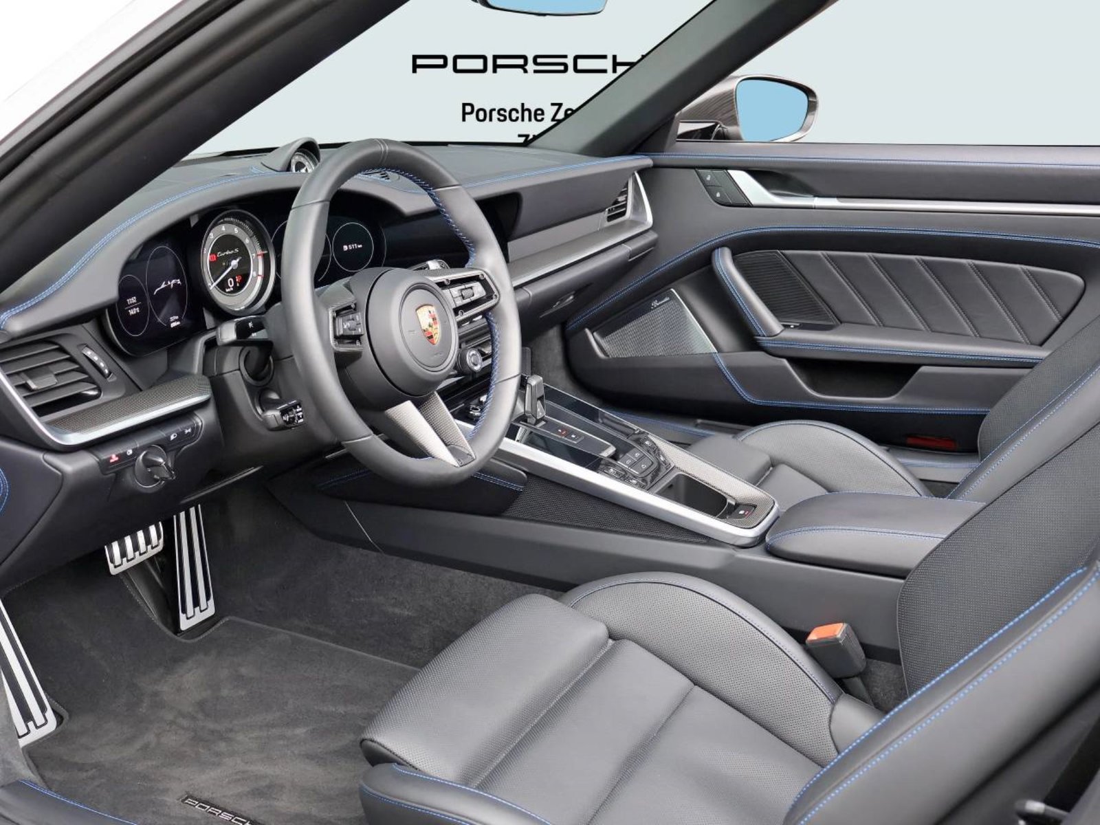 PORSCHE 911 Turbo S Cabriolet, Petrol, Second hand / Used, Automatic - 4