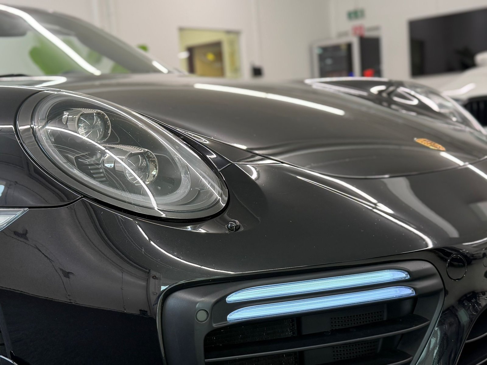 PORSCHE 911 Turbo S Cabrio PDK, Benzin, Occasion / Gebraucht, Automatik - 7