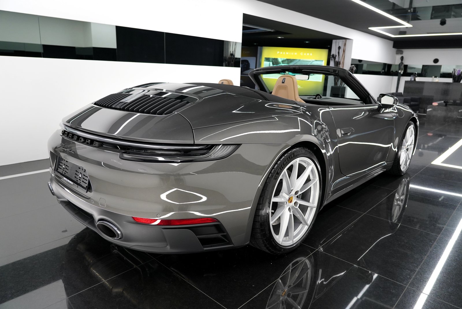 PORSCHE 911 Carrera 4 GTS Cabr., Essence, Occasion / Utilisé, Automatique - 4