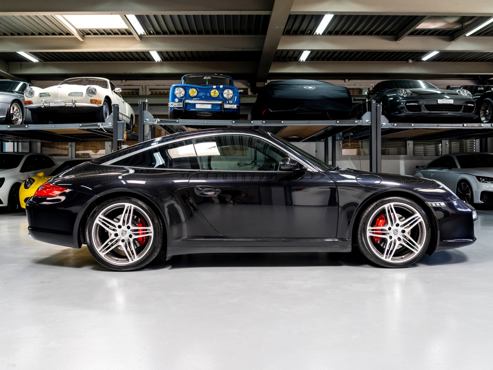 PORSCHE 911 Targa 4S, Petrol, Second hand / Used, Manual - 5