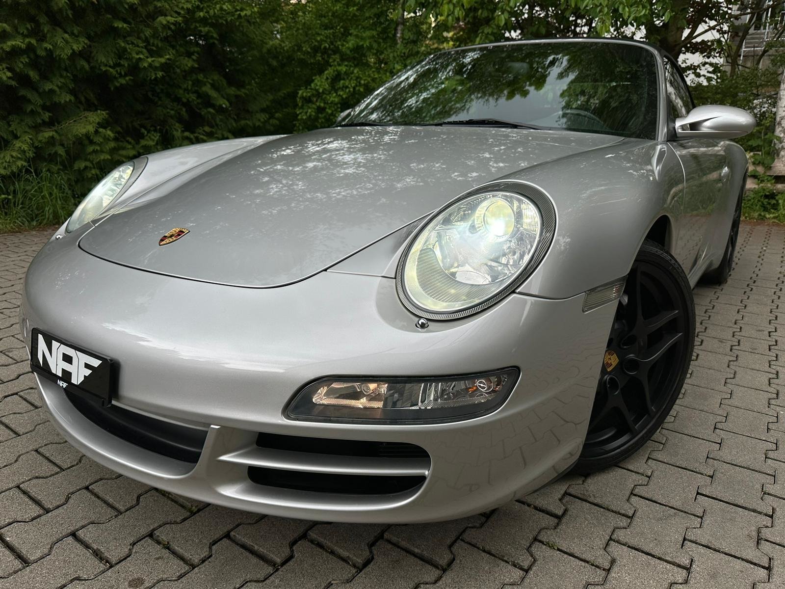 PORSCHE 911 Cabrio Carrera