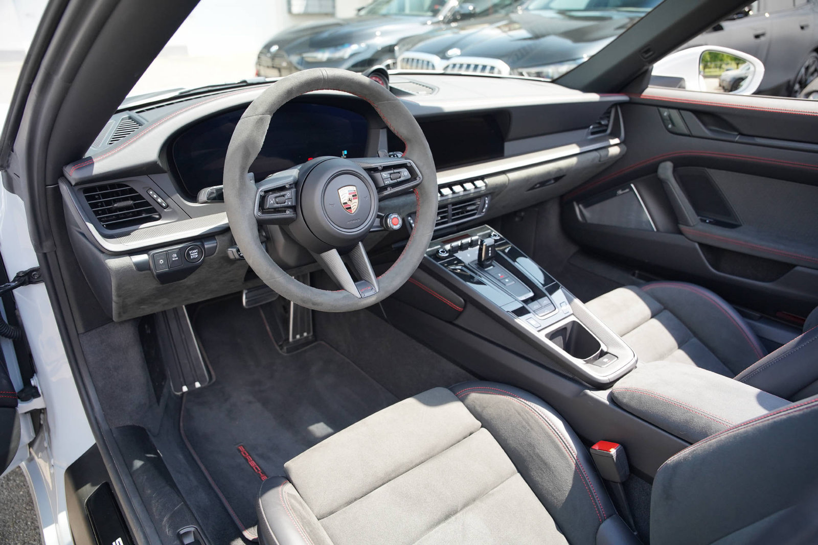 PORSCHE 911 Carrera 4 GTS Cabriolet Eisgrau, Mild-Hybrid Benzin/Elektro, Occasion / Gebraucht, Automatik - 7