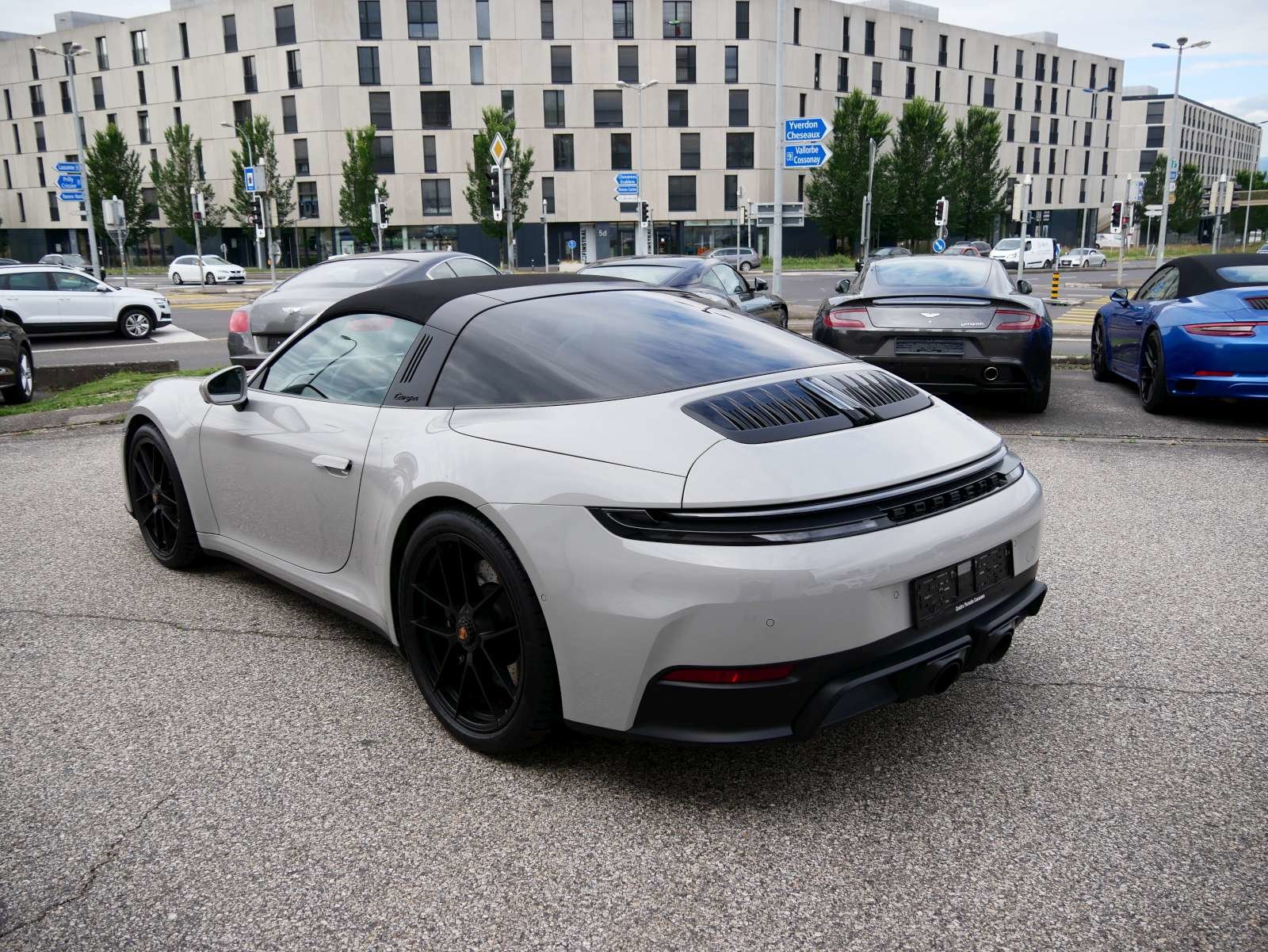 PORSCHE 911 Targa 4 GTS PDK, Mild-Hybrid Petrol/Electric, Second hand / Used, Automatic - 7