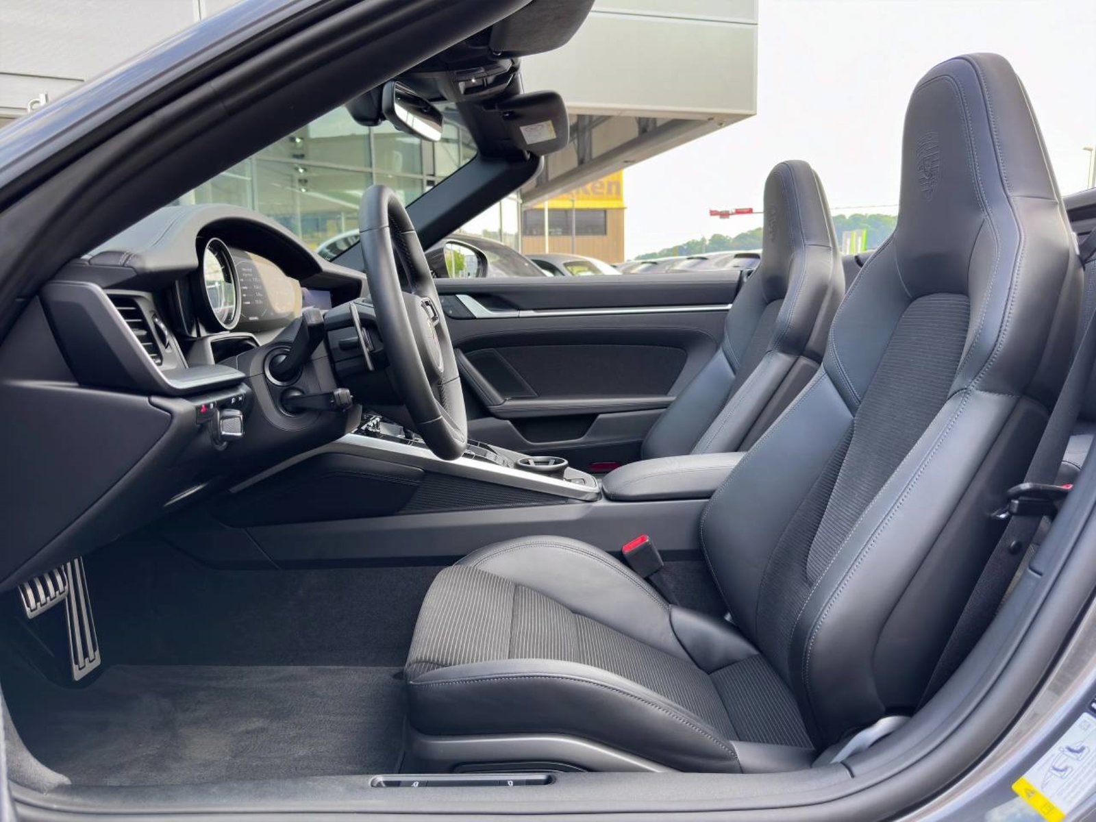 PORSCHE 911 Turbo S Cabriolet, Essence, Occasion / Utilisé, Automatique - 5