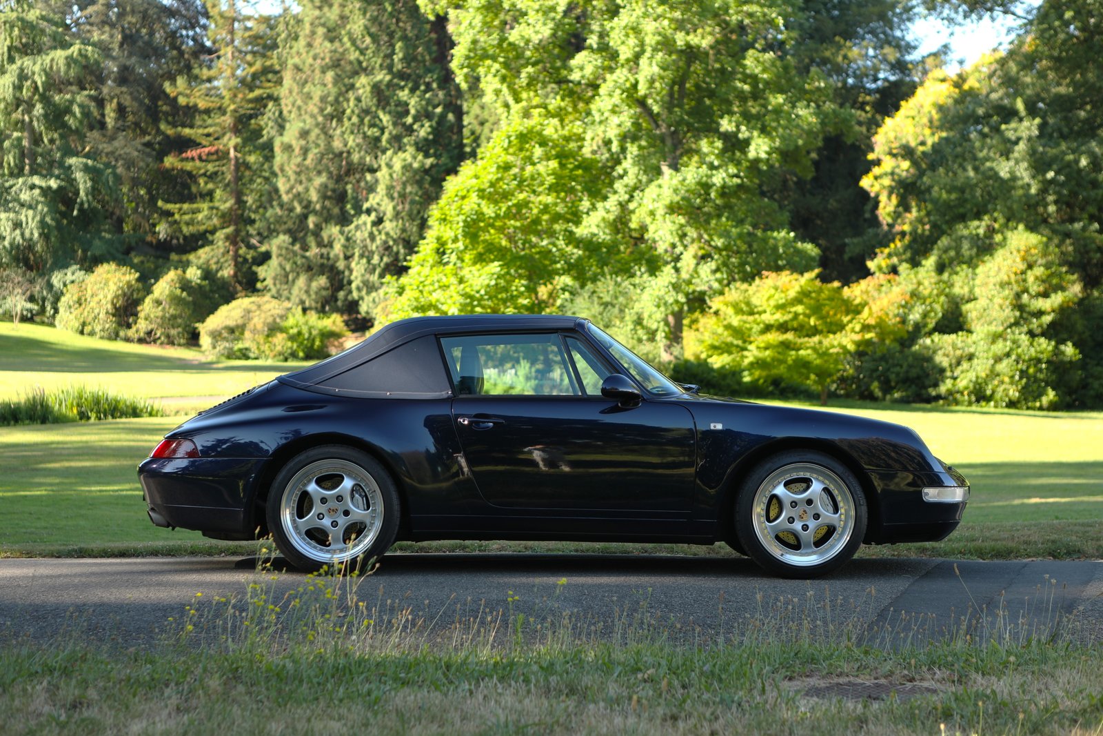 PORSCHE 911 Carrera 4 993 CabrioFifty Midnight Blue, Petrol, Second hand / Used, Manual - 2