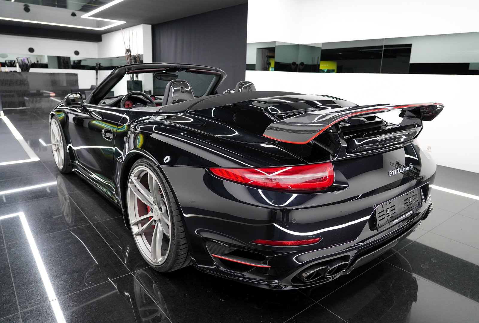 PORSCHE 911 Turbo S Cabrio, Petrol, Second hand / Used, Automatic - 5