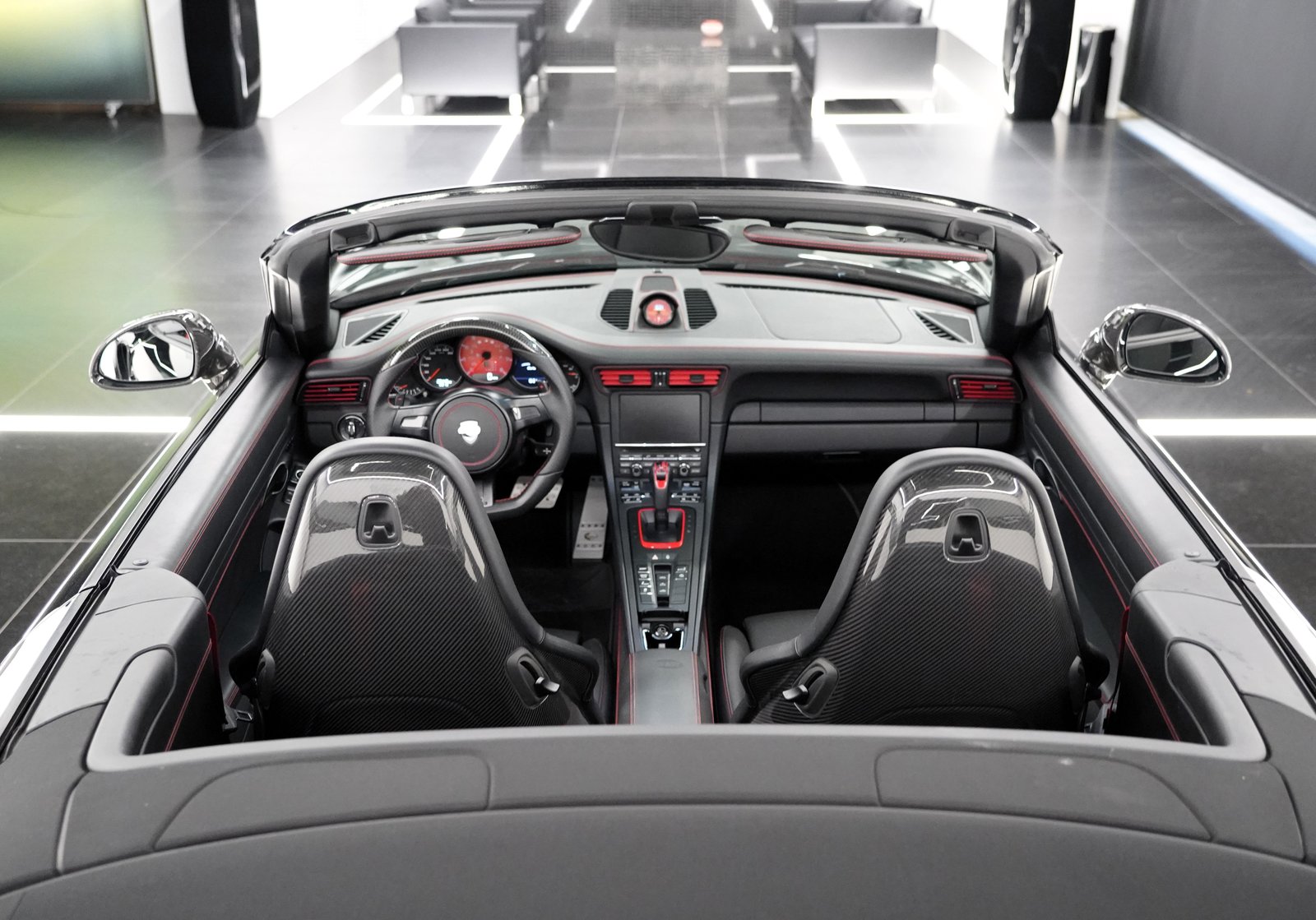 PORSCHE 911 Turbo S Cabrio, Petrol, Second hand / Used, Automatic - 7