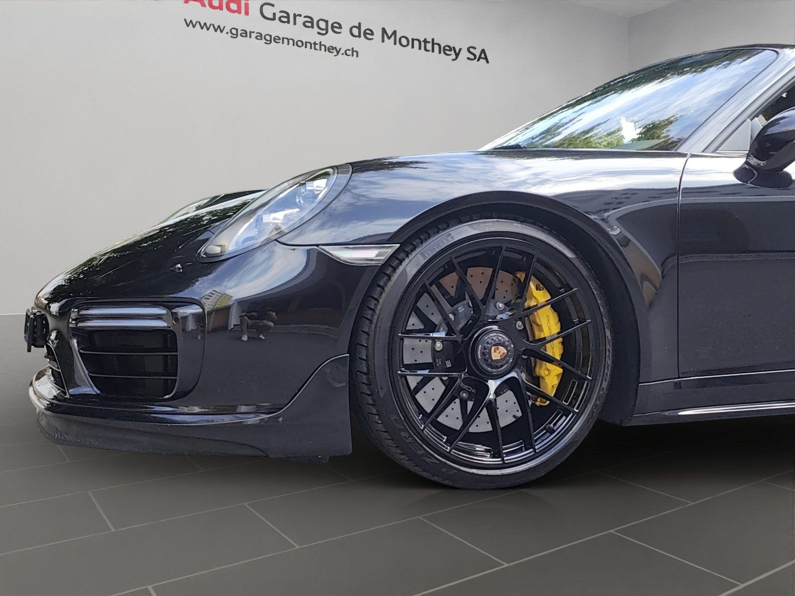 PORSCHE 911 Turbo S Cabrio, Benzin, Occasion / Gebraucht, Automatik - 6
