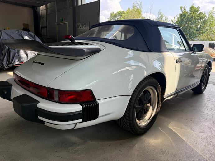 PORSCHE 911 Carrera Cabrio, Essence, Occasion / Utilisé, Manuelle