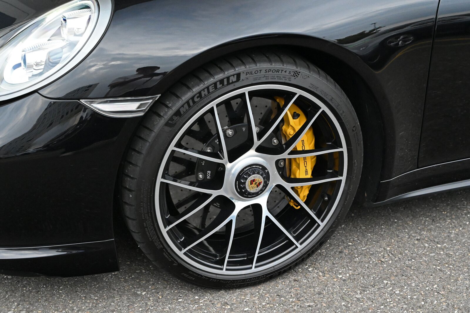 PORSCHE 911 Turbo S Cabrio PDK **Approved bis 08/27**, Benzin, Occasion / Gebraucht, Automatik - 5