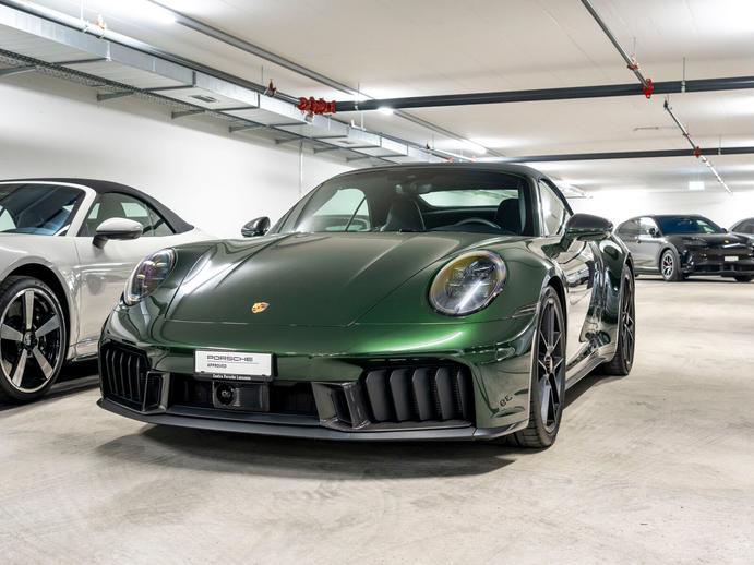 PORSCHE 911 Carrera 4 Cabriolet GTS PDK, Voll-Hybrid Benzin/Elektro, Occasion / Gebraucht, Automatik
