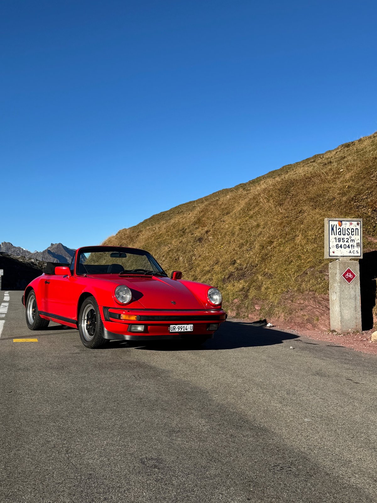PORSCHE 911 Carrera 3.2