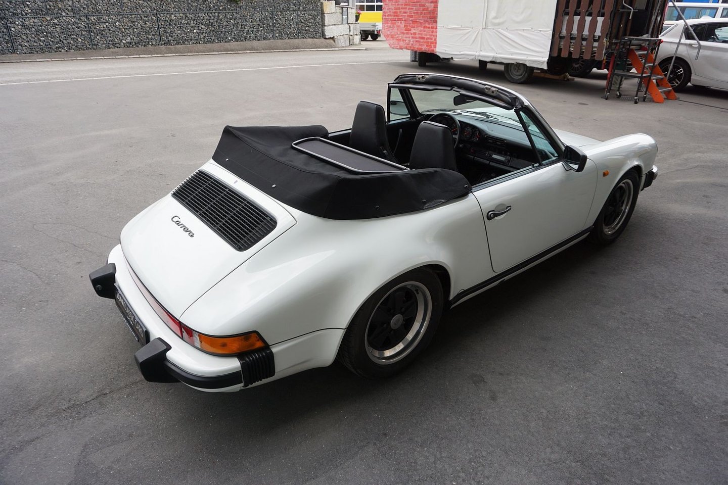 PORSCHE 911 Carrera Cabrio, Essence, Voiture de collection, Manuelle - 6