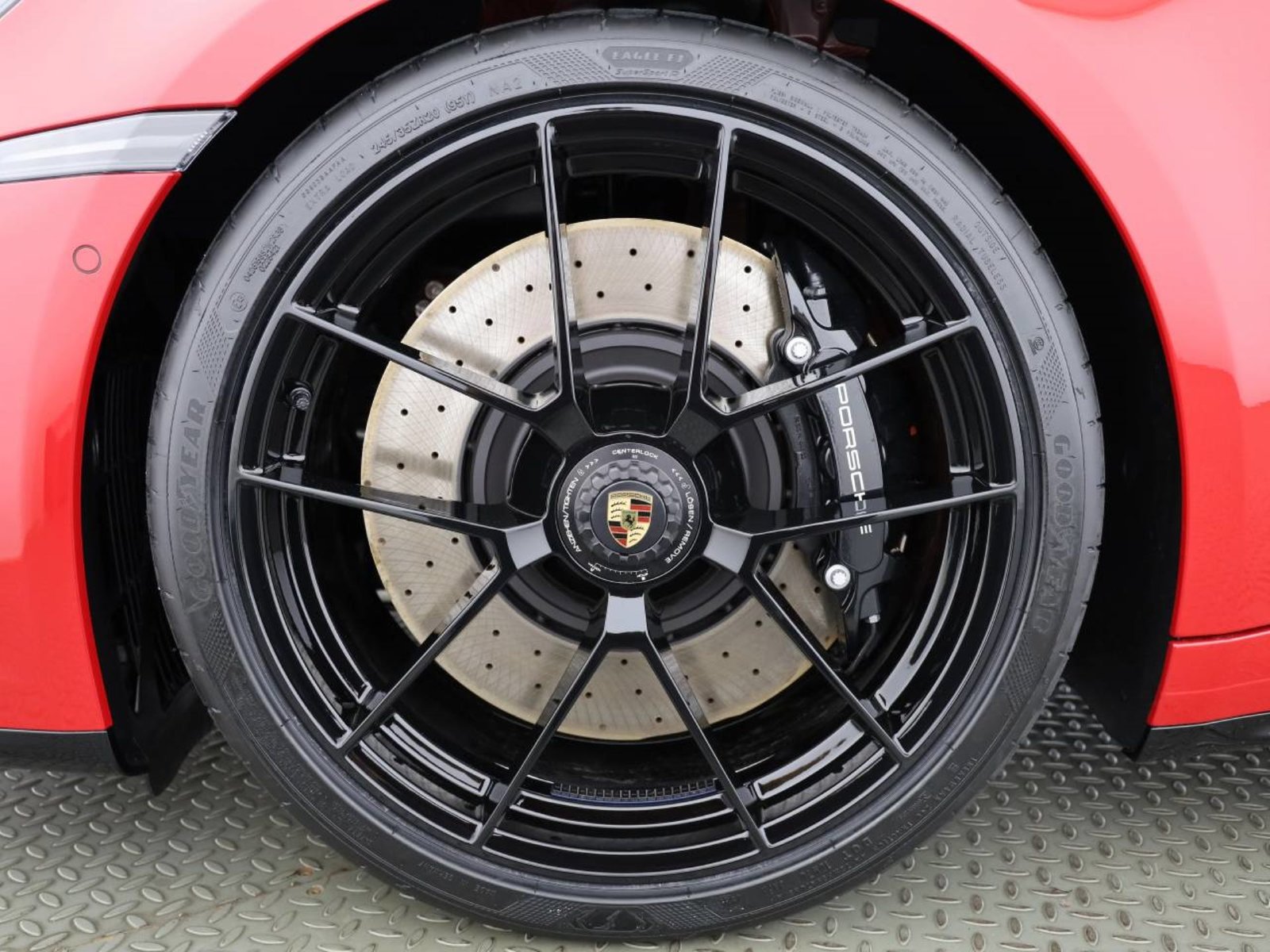 PORSCHE 911 Carrera 4 GTS Cabriolet, Mild-Hybrid Petrol/Electric, Ex-demonstrator, Automatic - 7