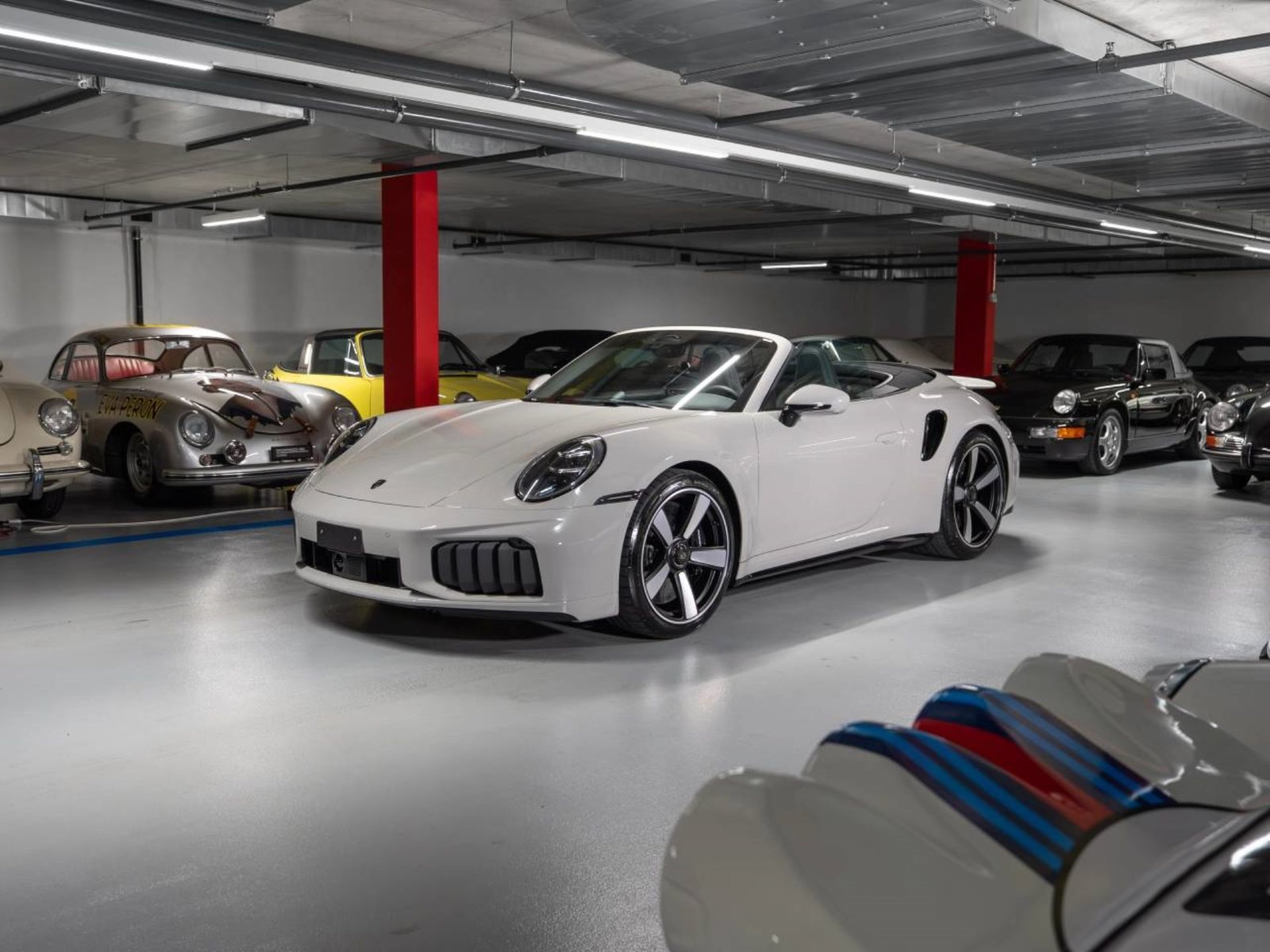 PORSCHE 911 Turbo S Cabriolet