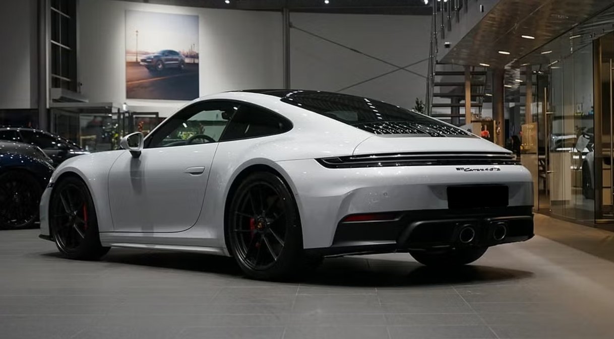 PORSCHE 911 Carrera 4 GTS PDK, Hybride Intégral Essence/Électricité, Voiture nouvelle, Automatique - 2