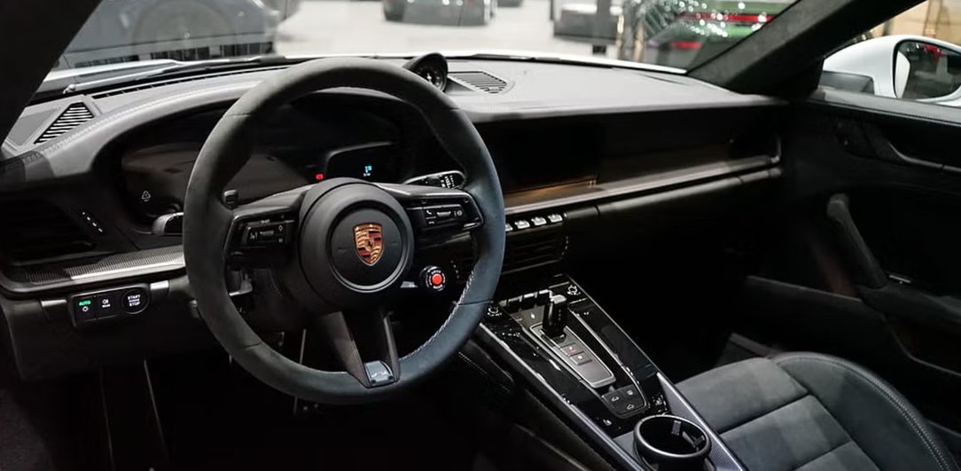 PORSCHE 911 Carrera 4 GTS PDK, Hybride Intégral Essence/Électricité, Voiture nouvelle, Automatique - 5