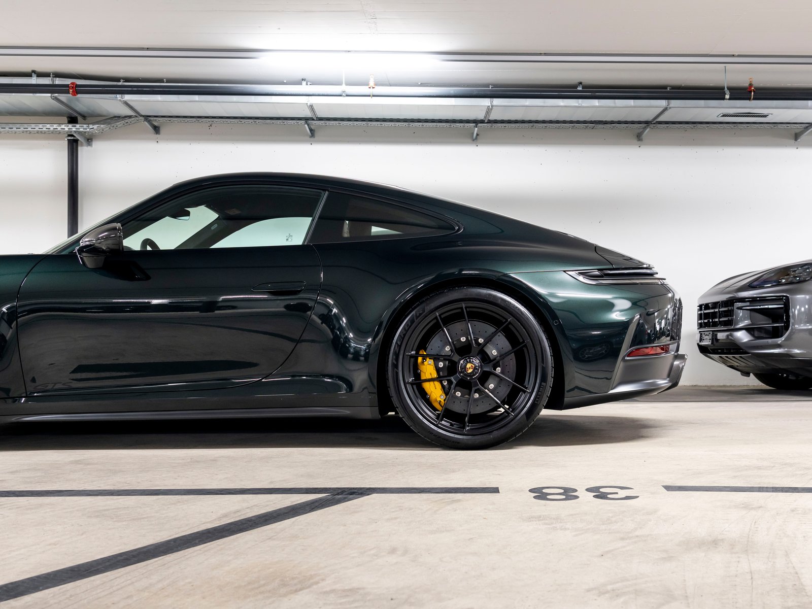 PORSCHE 911 Carrera 4 GTS PDK, Hybride Intégral Essence/Électricité, Voiture nouvelle, Automatique - 7