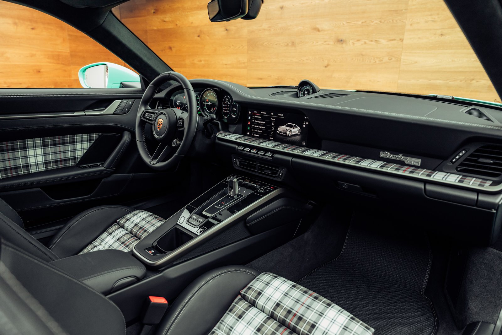 PORSCHE 911 Turbo 50 Jahre PTS Mintgrün 1/1974, Benzin, Neuwagen, Automatik - 6