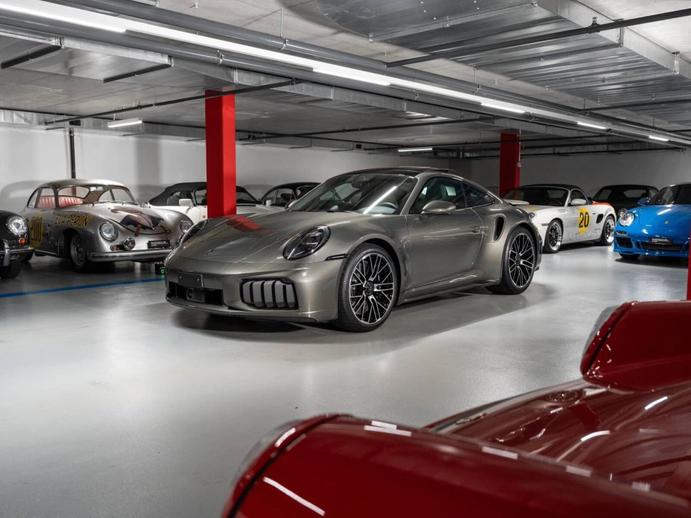 PORSCHE 911 Turbo S, Mild-Hybrid Benzin/Elektro, Neuwagen, Automatik