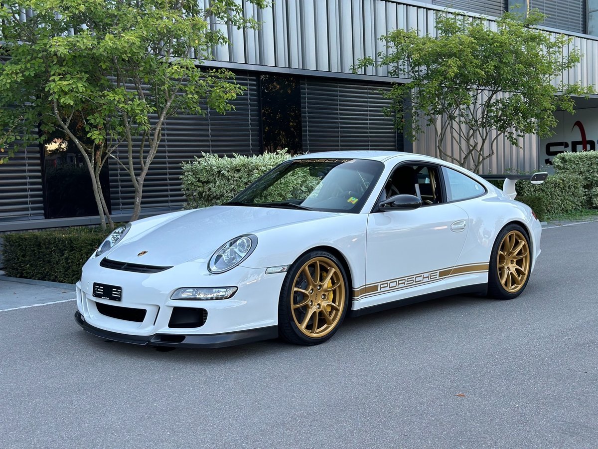 PORSCHE 911 GT3 RS