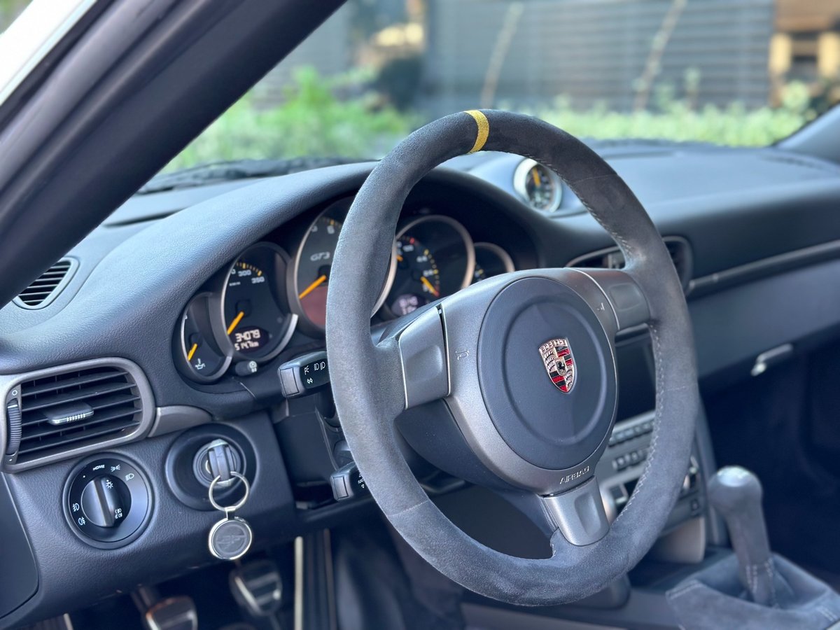 PORSCHE 911 GT3 RS, Petrol, Second hand / Used, Manual - 4