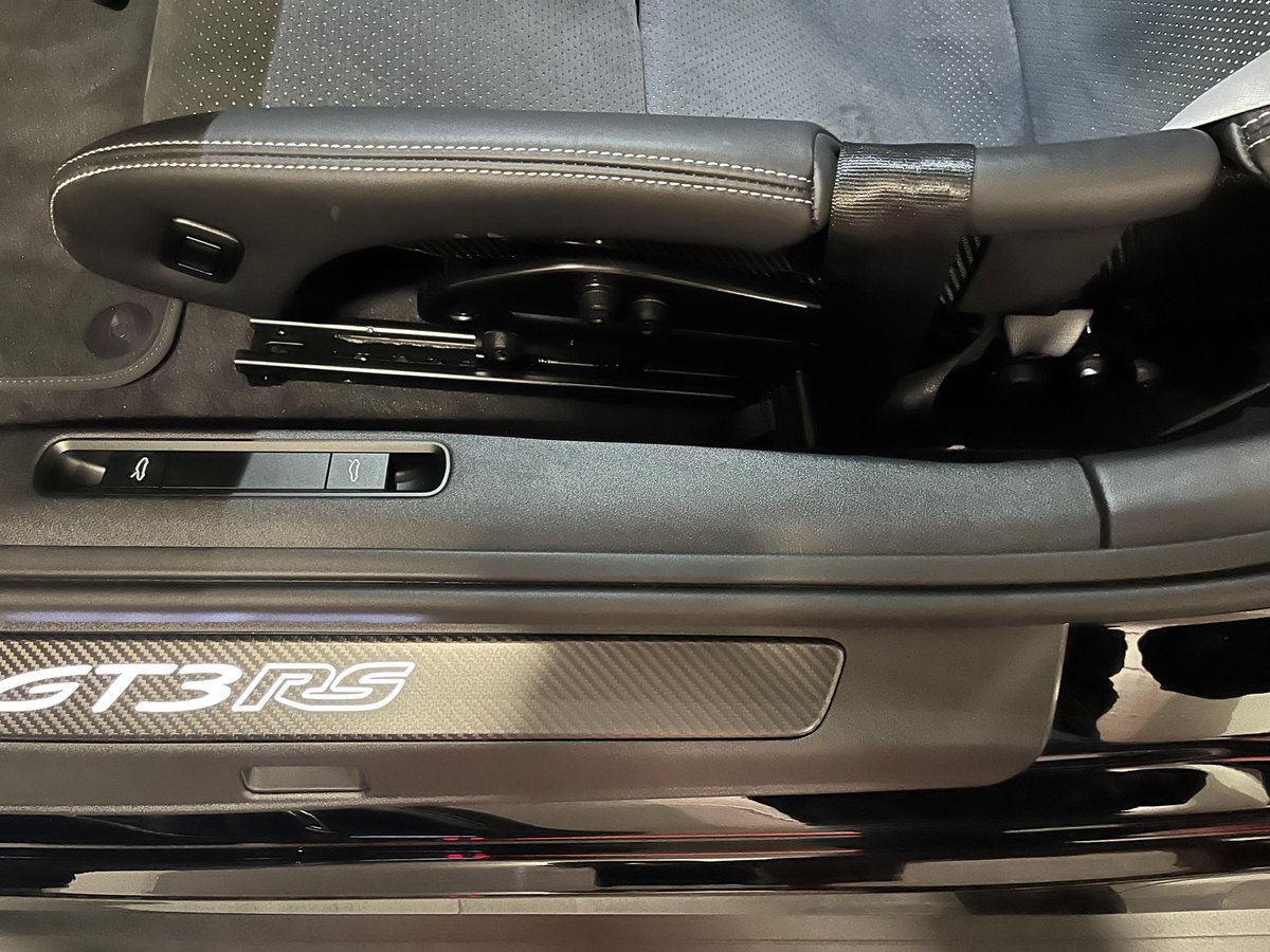 PORSCHE 911 GT3 RS, Petrol, Second hand / Used, Automatic - 6