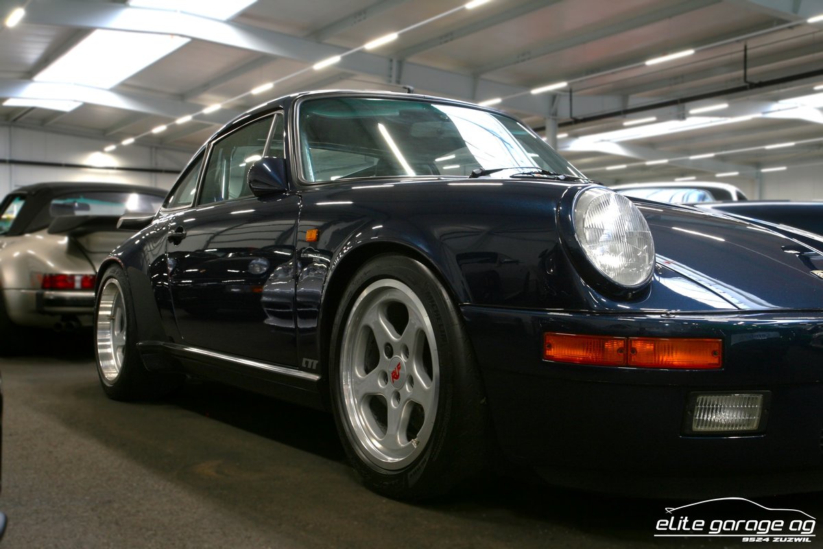 PORSCHE 911 RUF CTR "Yellowbird"