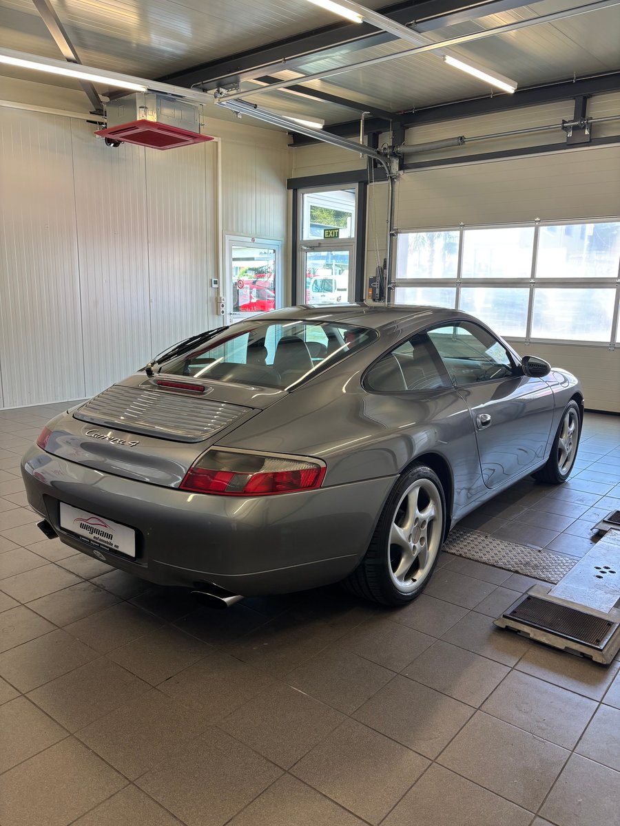 PORSCHE 911 Carrera 4, Benzin, Occasion / Gebraucht, Automatik - 4