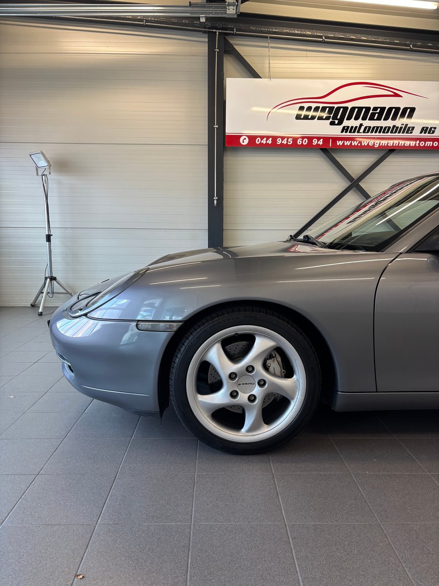 PORSCHE 911 Carrera 4, Benzin, Occasion / Gebraucht, Automatik - 7