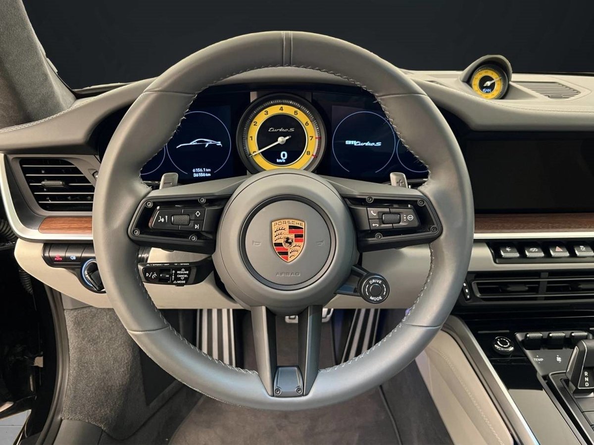 PORSCHE 911 Turbo S, Essence, Occasion / Utilisé, Automatique - 7