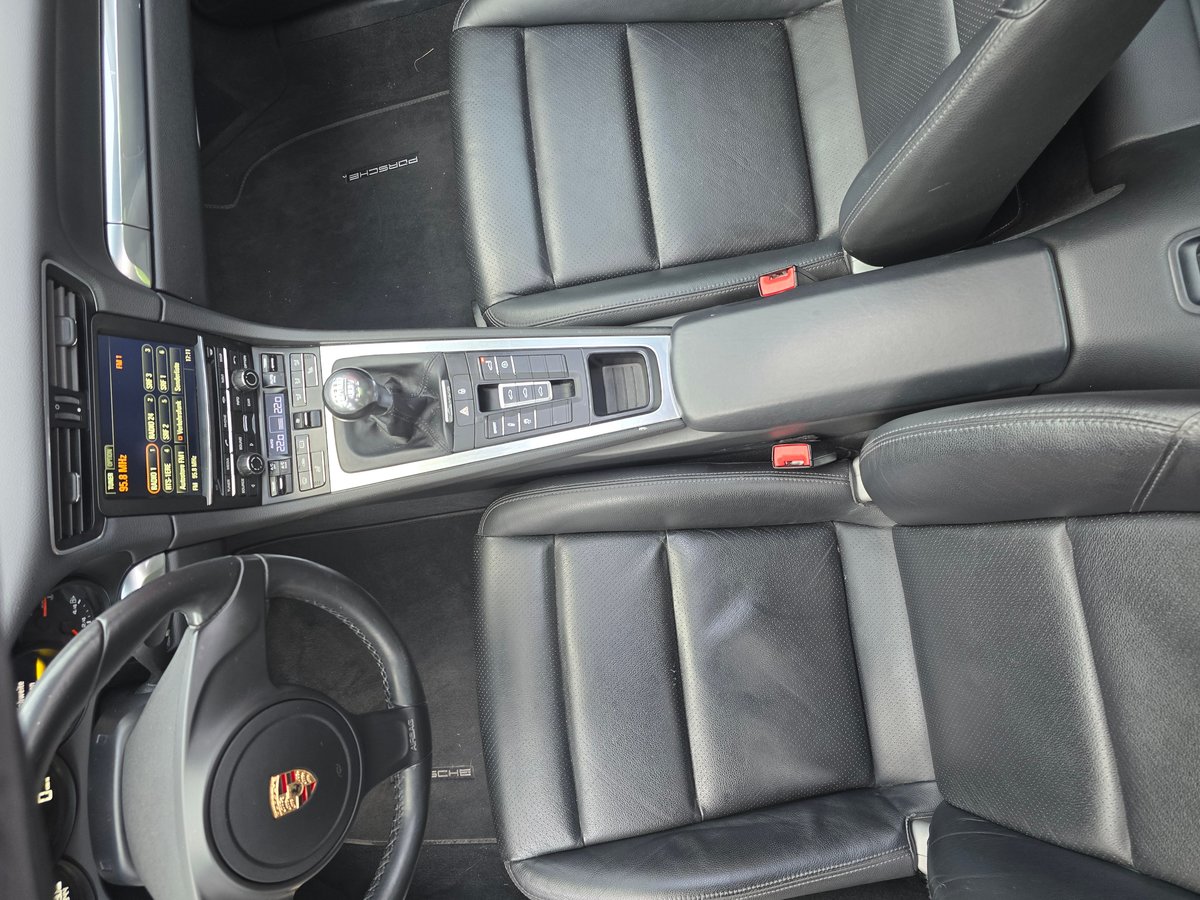 PORSCHE 911 Carrera 4, Essence, Occasion / Utilisé, Manuelle - 6