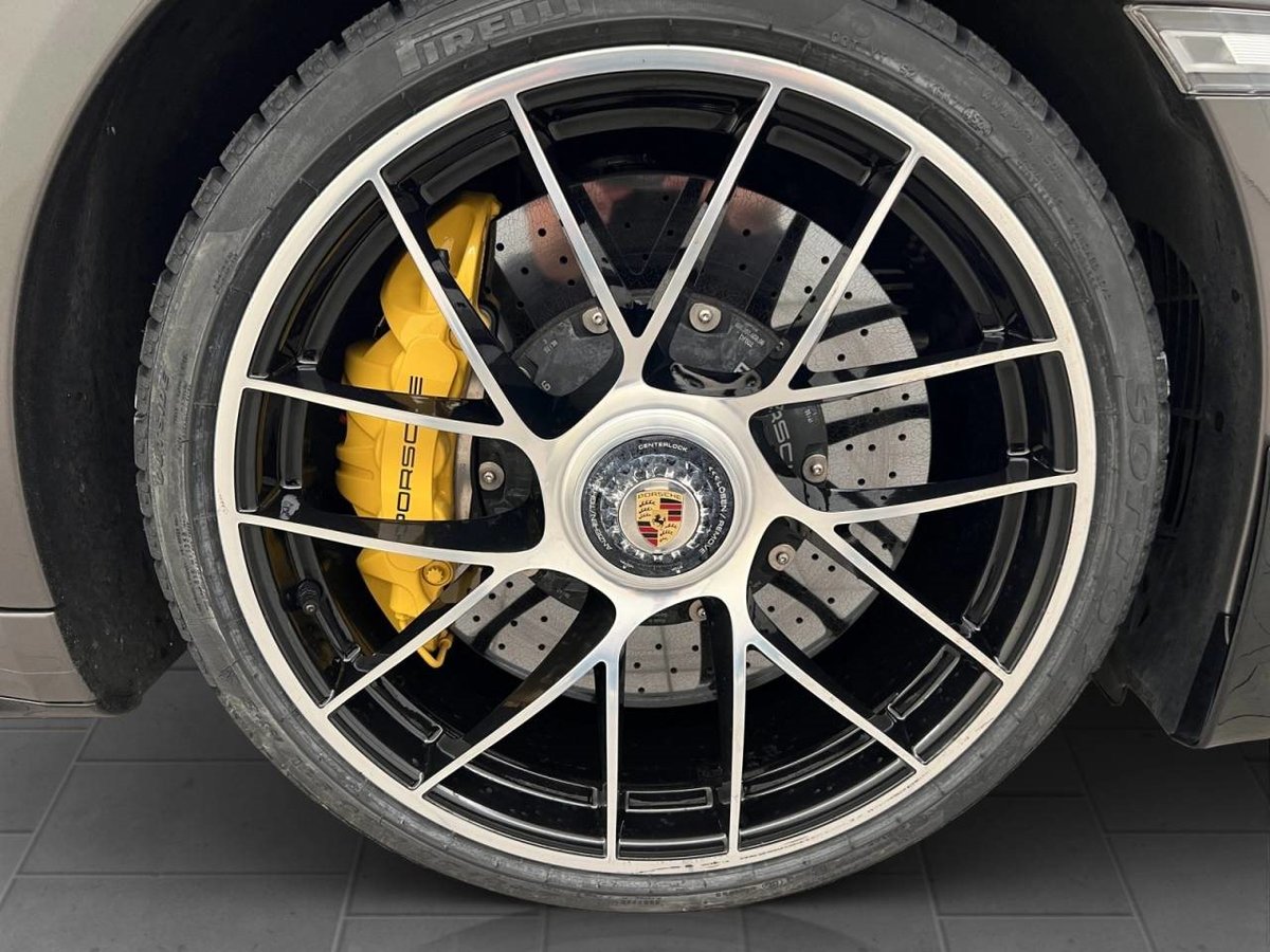 PORSCHE 911 Turbo S, Benzin, Occasion / Gebraucht, Automatik - 5