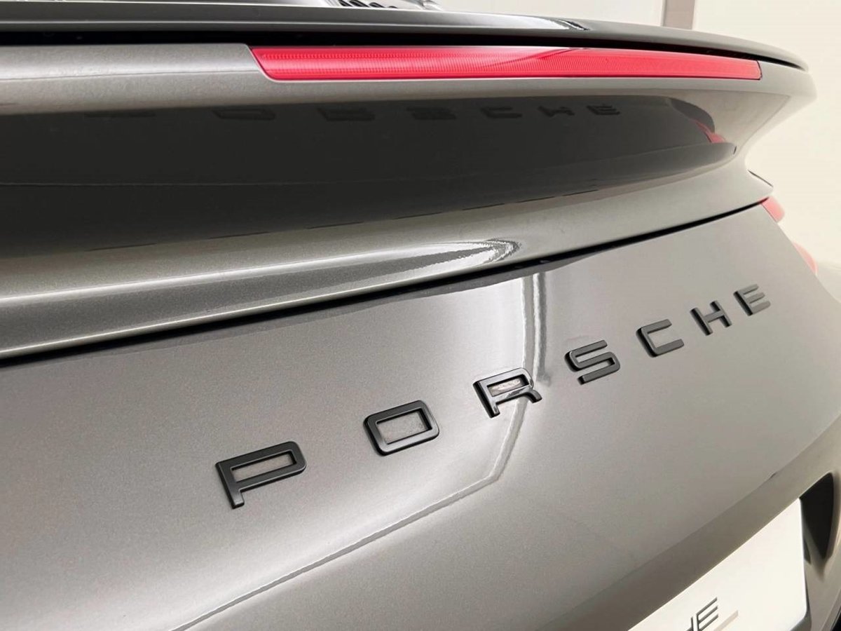 PORSCHE 911 Turbo S, Benzin, Occasion / Gebraucht, Automatik - 6