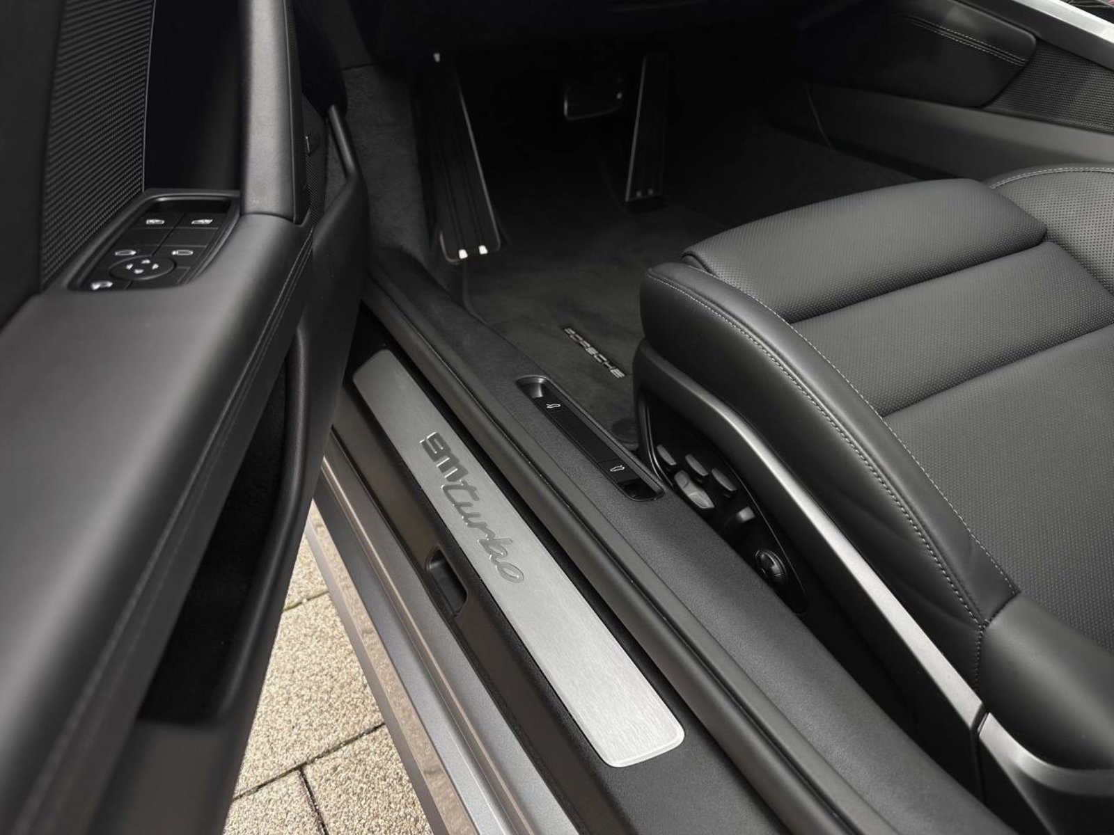 PORSCHE 911 Turbo, Benzin, Occasion / Gebraucht, Automatik - 5
