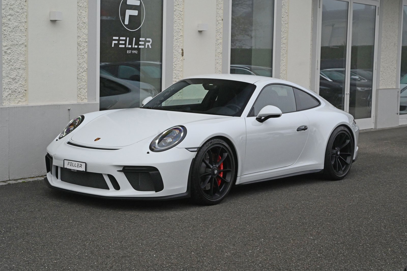 PORSCHE 911 GT3 Touring