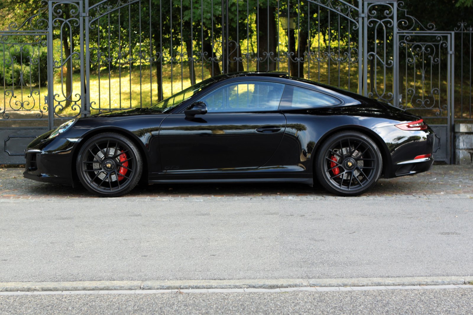 PORSCHE 911 Carrera 4 GTS PDK