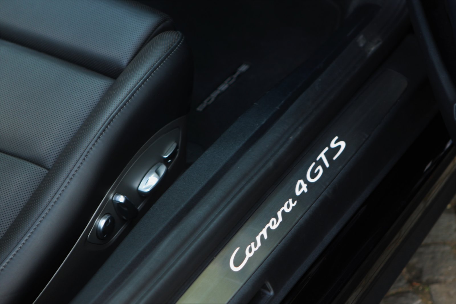 PORSCHE 911 Carrera 4 GTS PDK, Essence, Occasion / Utilisé, Automatique - 6