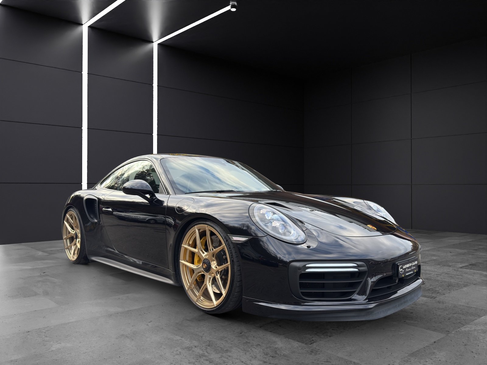 PORSCHE 911 Turbo S PDK 991.2, Petrol, Second hand / Used, Automatic - 3